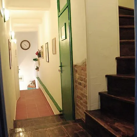 Apartment Art Split