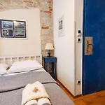 Apartment Art Split