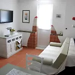 Art Apartment